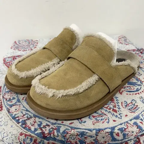 자라 ZARA 털 슬리퍼 겨울신발 38 E00515