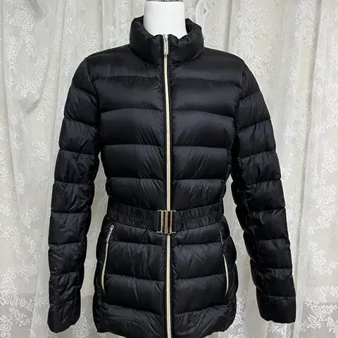 M) 마이클코어스 경량 벨트 패딩 블랙