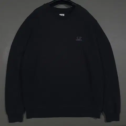 씨피컴퍼니 신형 22FW 디아고날 플리스 로고 맨투맨 스웻셔츠 블랙 XL