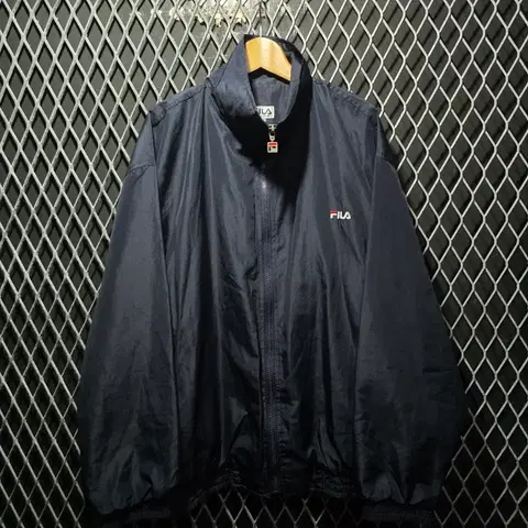 휠라 올드스쿨 바람막이 100