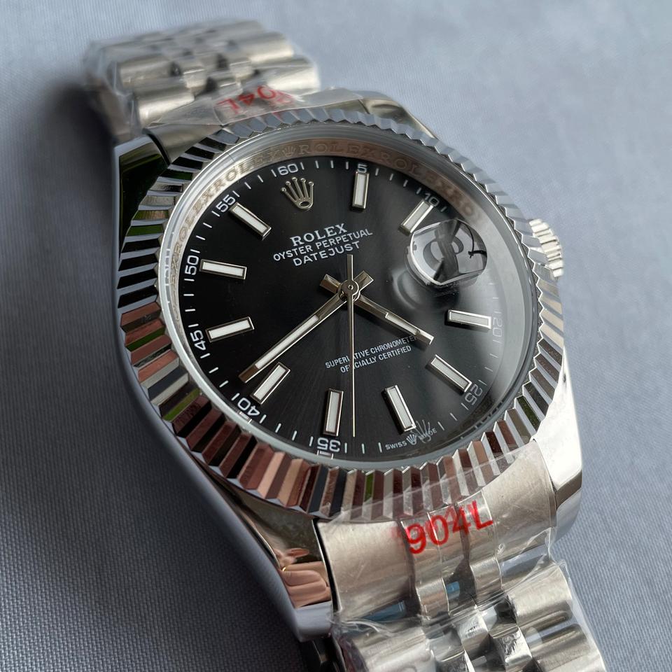 롤렉스 데이저스트 실버 블랙 라이트 시계 판매합니다.