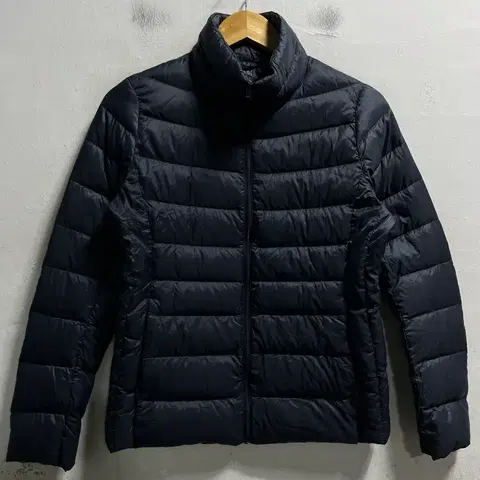 55-66 유니클로 구스다운 거위털 경량패딩자켓 정품