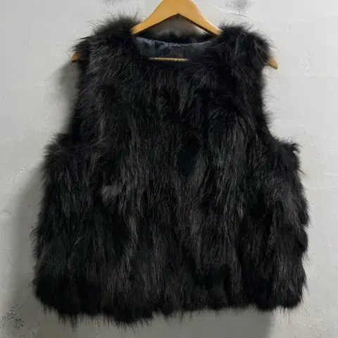 66 LEEGA 라쿤 퍼 조끼 정품