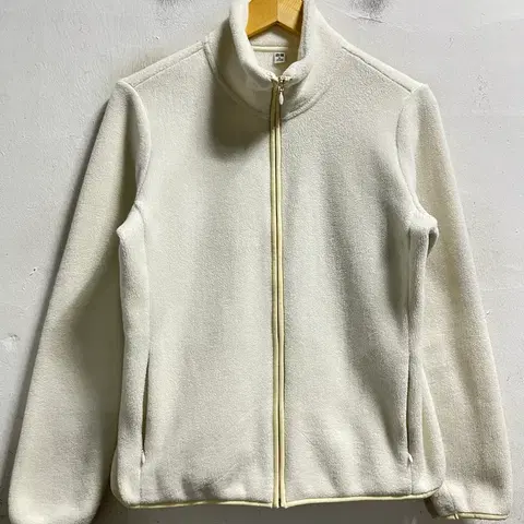 66-77 유니클로 후리스 집업 정품