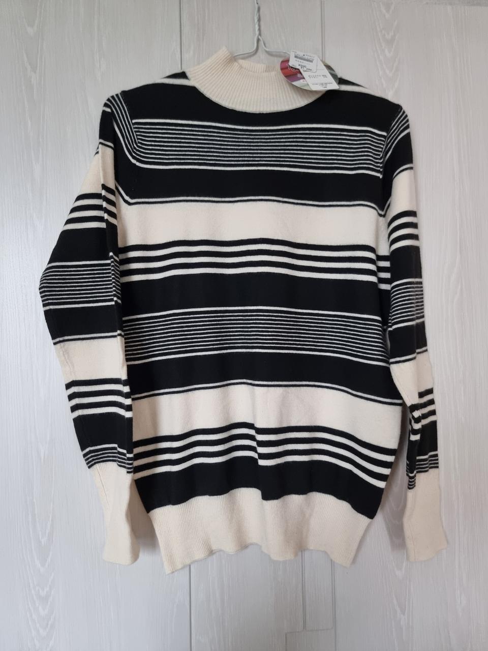 일본에 구매했어요!여성 상의 니트 *S~M*새상품!가슴단면:45cm/가슴