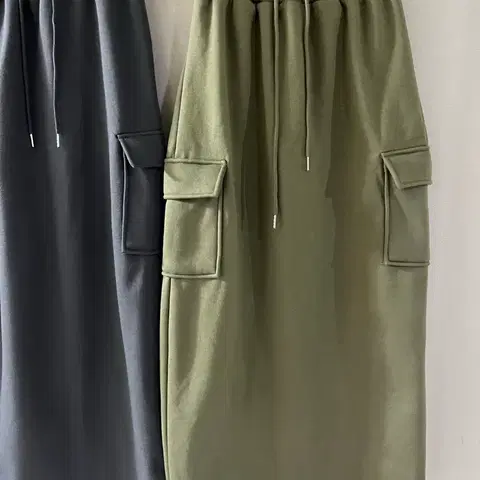 카고융기모밴딩롱스커트(카키free)