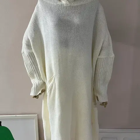 오버핏롱후드울니트