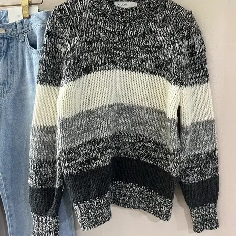 블랙스트라이프니트