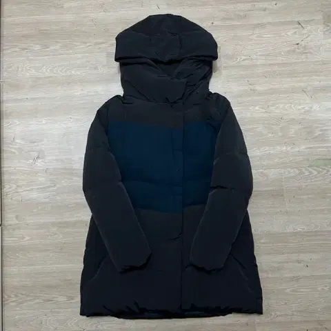 지고트 여성 구스다운 스웨이드 배색 롱패딩 [블랙] 88-90-160