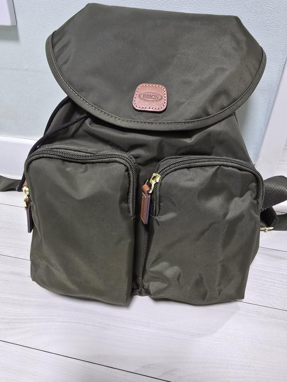 브릭스 백팩 엑스트래블 올리브색 이뻐요 운포