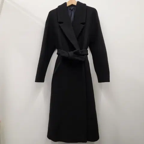 코스 벨티드 울 코트