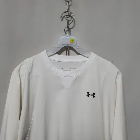 I7 언더아머 여성 춘추 우븐 그래픽 긴팔티셔츠 S 23년식