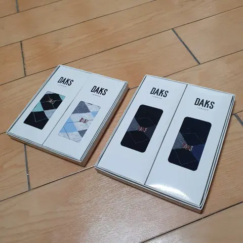 미개봉 새제품) 닥스 DAKS 남성 및 여성 아가일 양말 2종 세트 각각