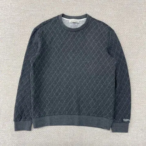 시리즈 퀼팅 크루넥 맨투맨