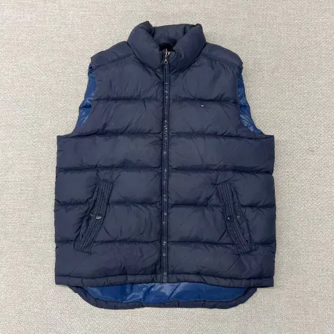 타미힐피거 다운 패딩 조끼