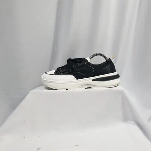 빈티지하서 240 엄브로 토비 블랙 스니커즈