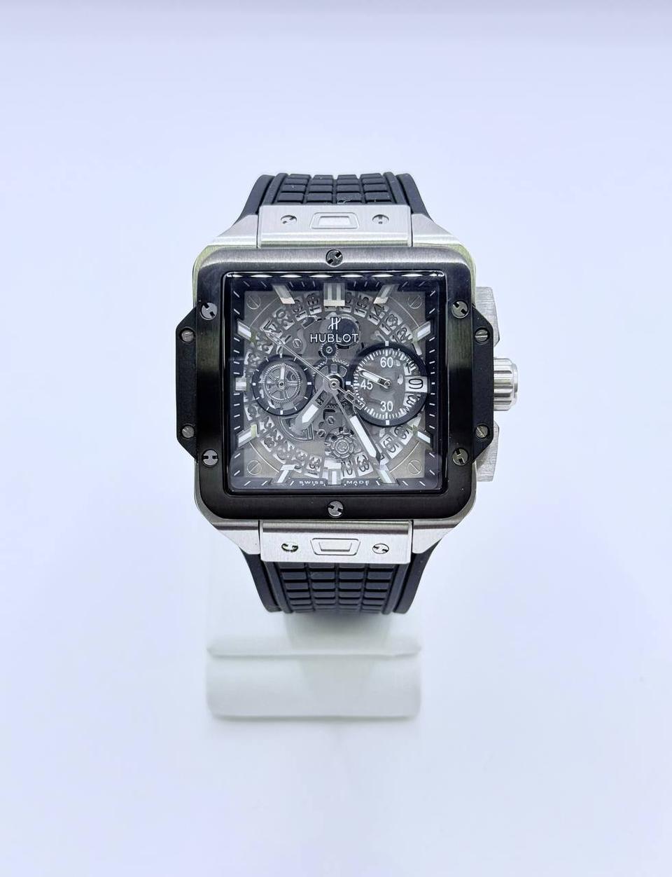 위블로 스퀘어 뱅 유니코 블랙 매직워치