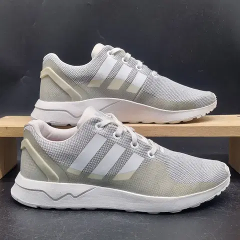 아디다스 zx플럭스 운동화 255