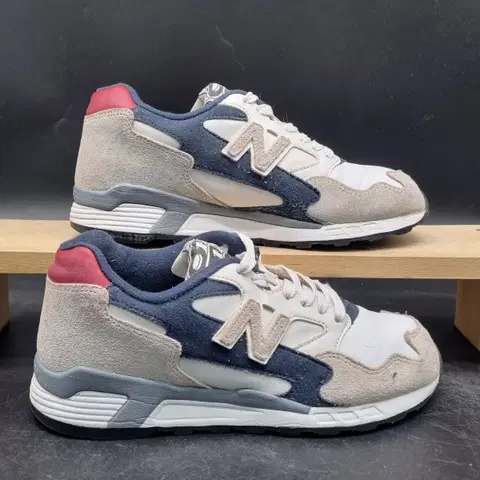 뉴발란스 660 여성운동화230