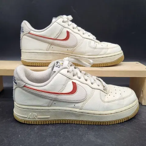 나이키 에어포스1 로우 여성운동화 240