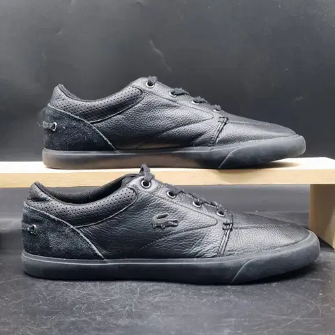 라코스테 베일리스 스니커즈39.5 250