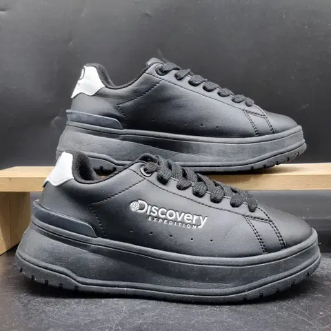 디스커버리 코트맥스 여성스니커즈230