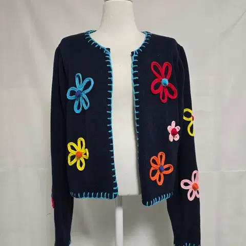 . 새상품) 자라 네이비 플라워 오픈식 니트 가디건 여95. 1127