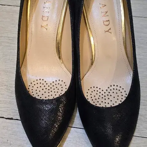 텐디 여성 구두 230 미리 정품 굽 6센티