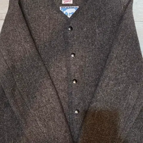 ARPENTEUR 아펜처 남성 울 가디건 똑닥이