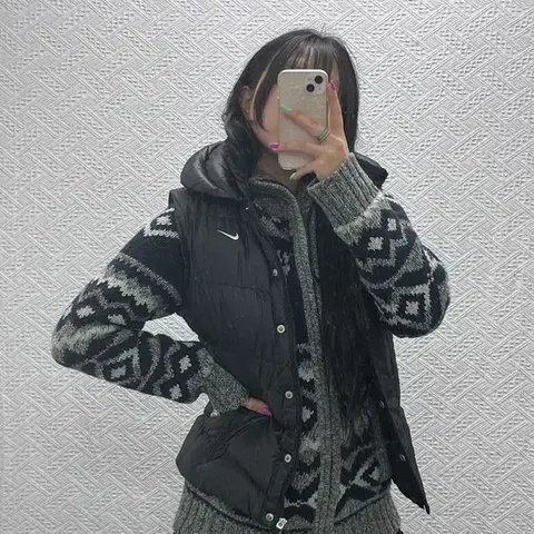 나이키 올드스쿨 더블넥 슬림핏 패딩 조끼 M C07258