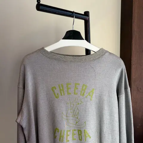 15341 - 캐피탈 치바 치바 맨투맨