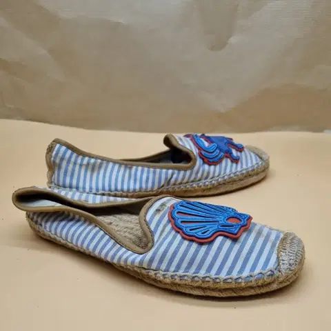 토리버치 프랩 에스파듀230