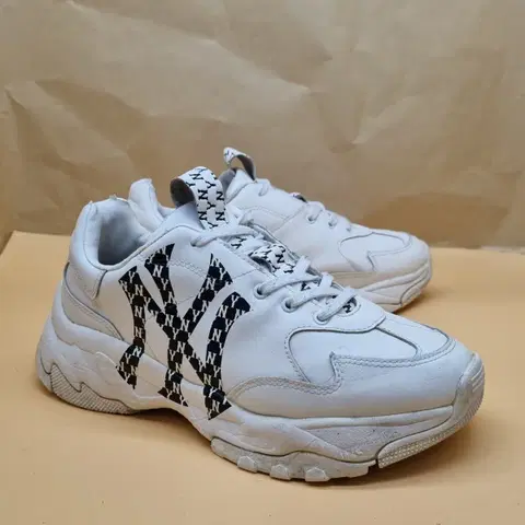 MLB 빅볼청키 모노 남성운동화270