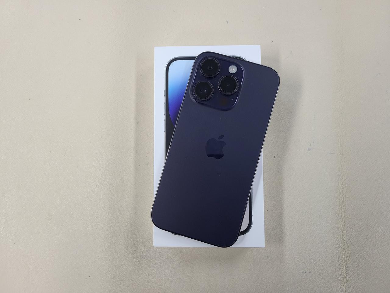 아이폰14프로 128기가 밧데리86프로  무기스 상태최상 ^^