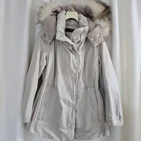 시스템 아이보리 후드 패딩