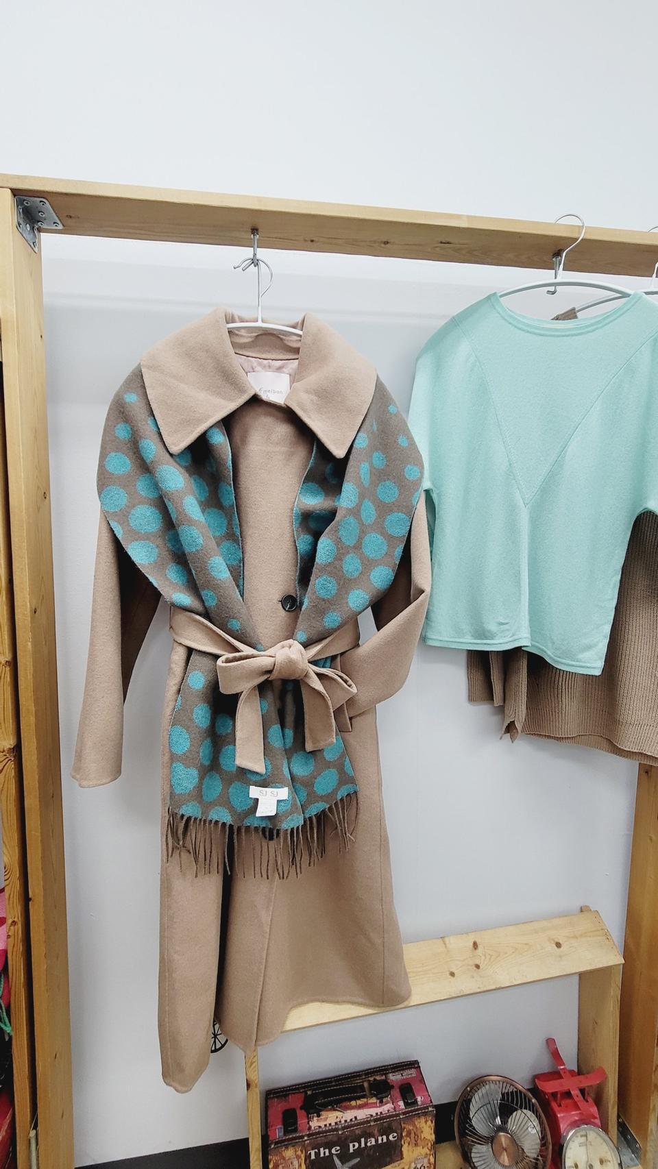 멜본 캐시미어 핸드메이드 롱코트