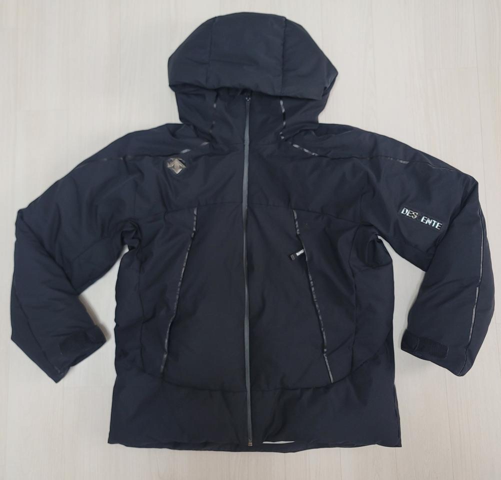 (100)데상트 F-360 O.P.S 후드일체형 다운패딩 판매합니다