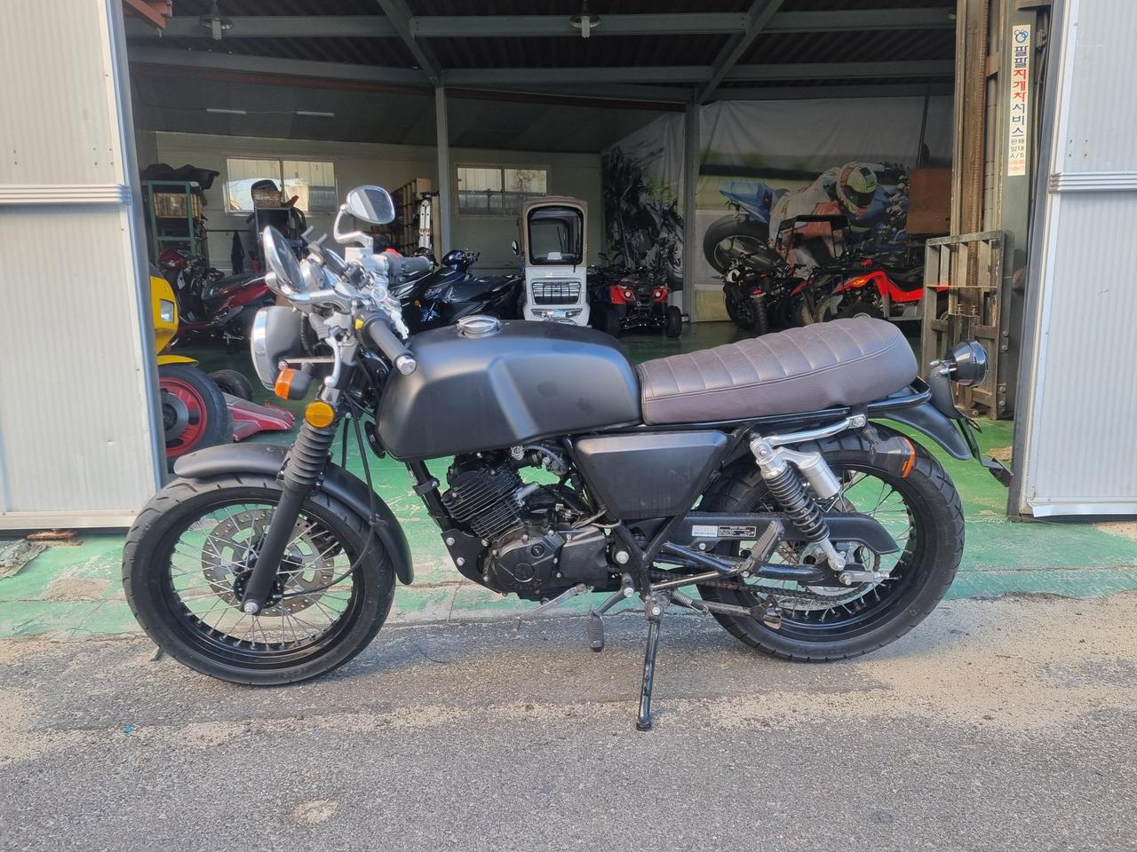 이탈젯 그리폰125 중고 판매 18년식