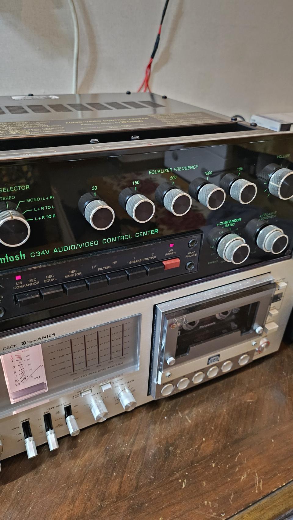 매킨토시 프리앰프 34V