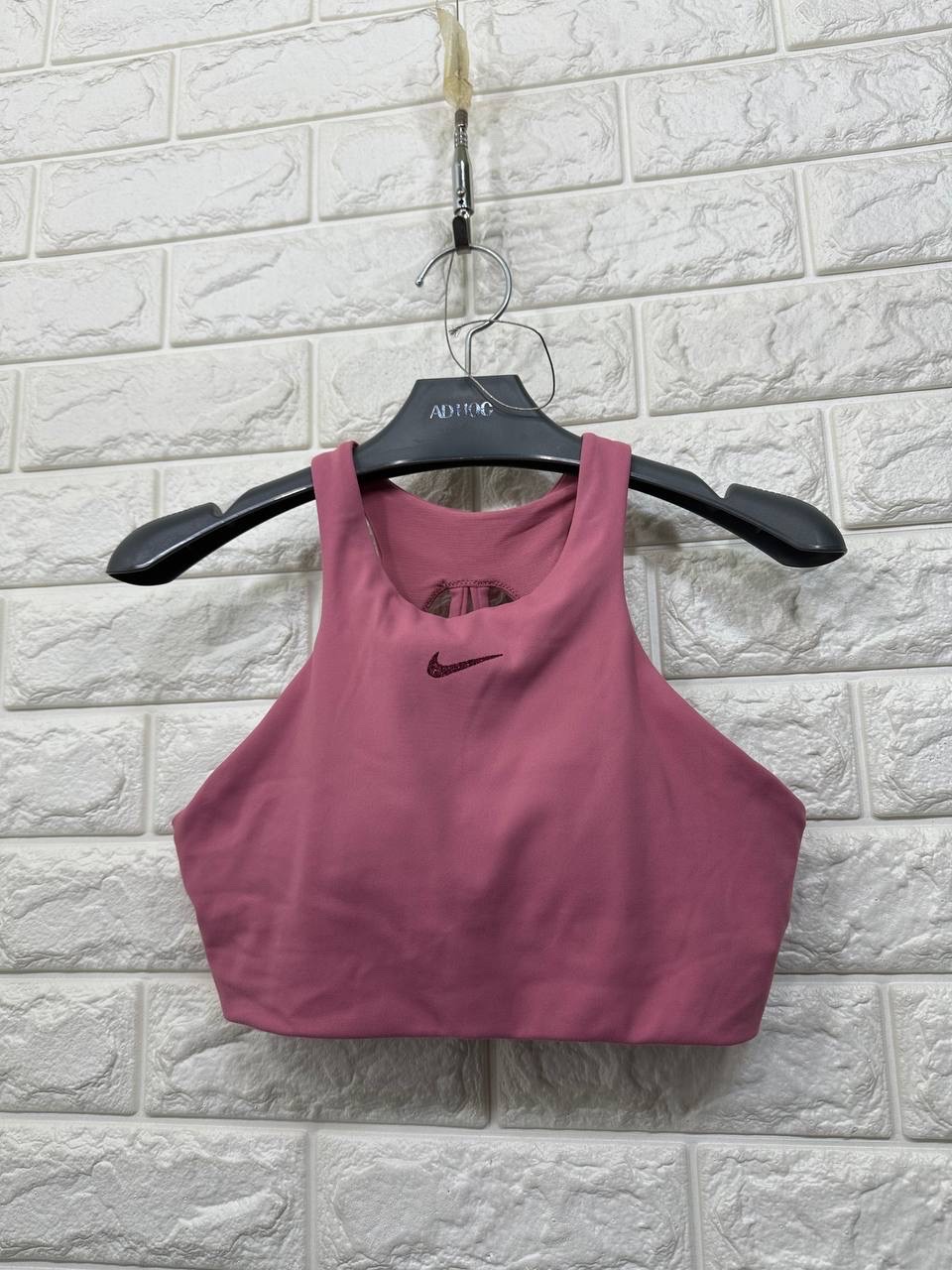 나이키 브라탑 S