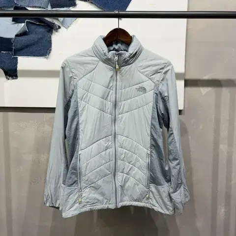 (95) 노스페이스 여성 아웃도어 등산 경량패딩