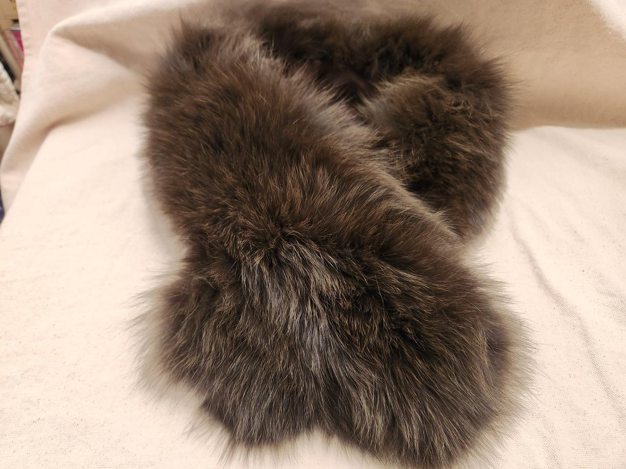 폭스 퍼 자석목도리