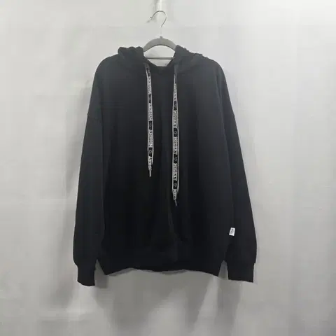 0370 핑크시슬리 디즈니 정품 후드티 블랙 루즈핏 공용