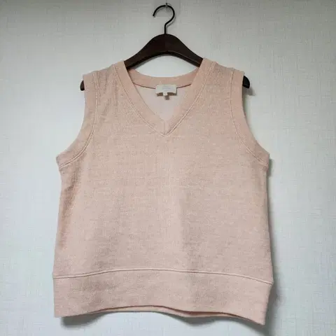 M.PICK 골프 핑크 V넥 니트 조끼 M