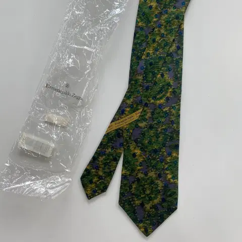 택달린 미사용품 에르메네질도 제냐 정품 명품 넥타이