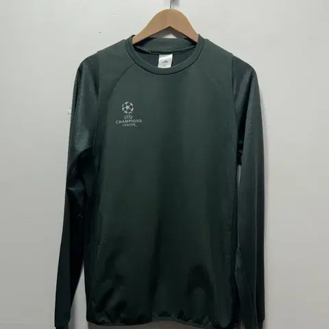 아디다스 챔피언스리그 트레이닝 롱슬리브 티셔츠 기모 100사이즈