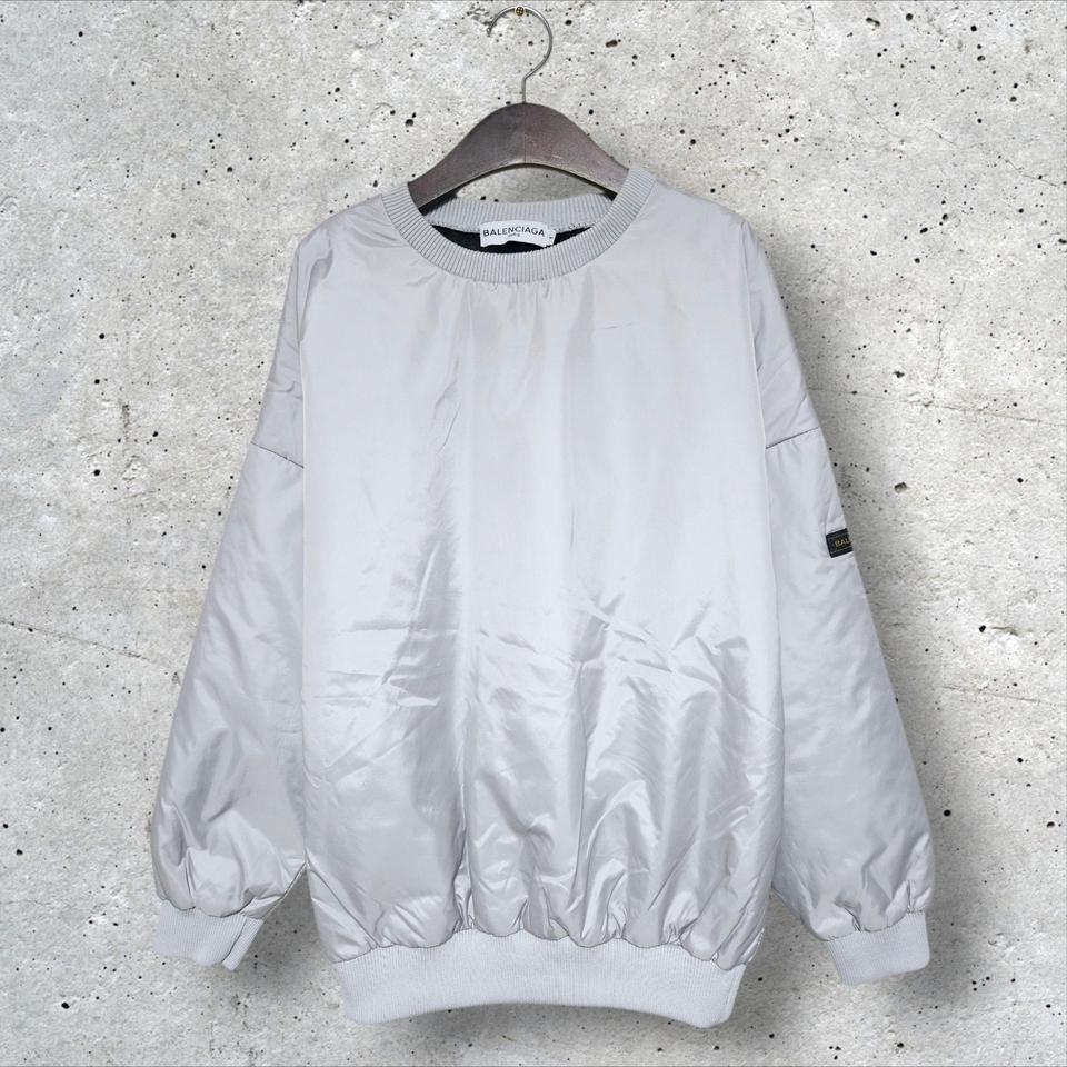 발렌시아가 바움볼레 패딩 맨투맨 (FREE)