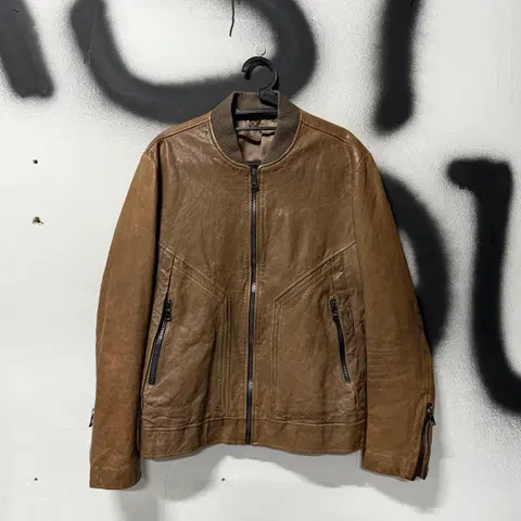 크리스 크리스티 왁스 코팅 100% 양가죽 싱글 레더 자켓