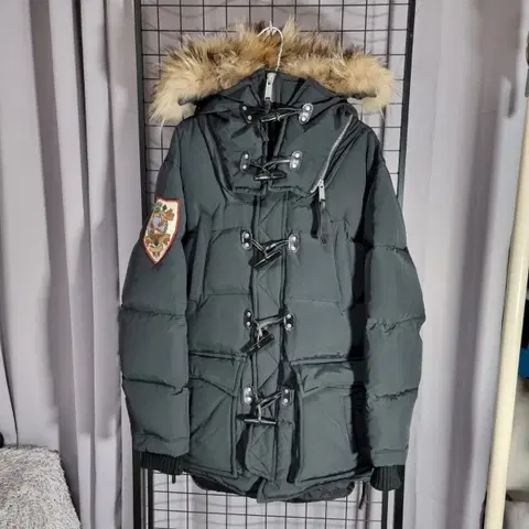 디스퀘어드 패딩 더블 라쿤 방패 대장 미드 패딩 블랙 46