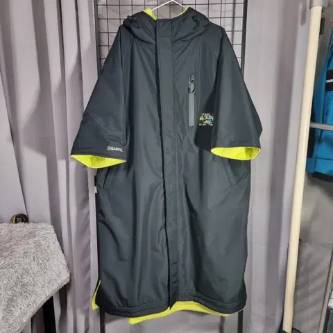 배럴 서퍼 코트 유니 라이프 올라운드 롱 뽀글이 후드 점퍼 100